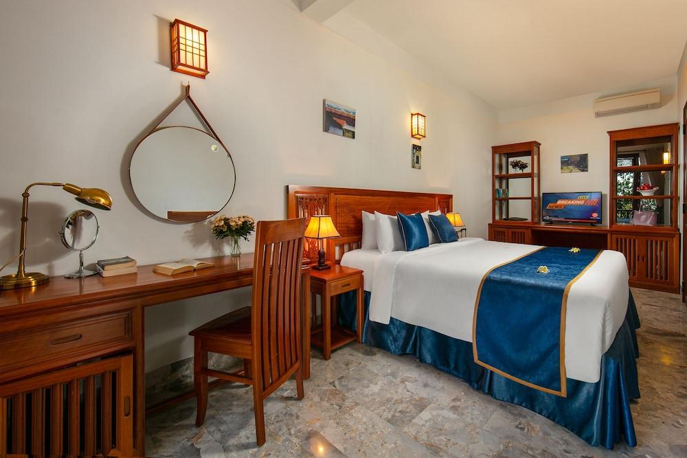 Hoian River Palm Hotel & Villas Хойан Экстерьер фото