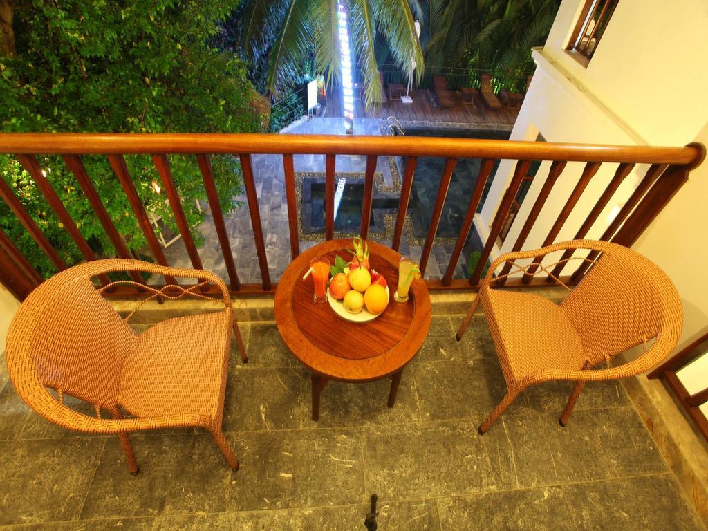 Hoian River Palm Hotel & Villas Хойан Экстерьер фото